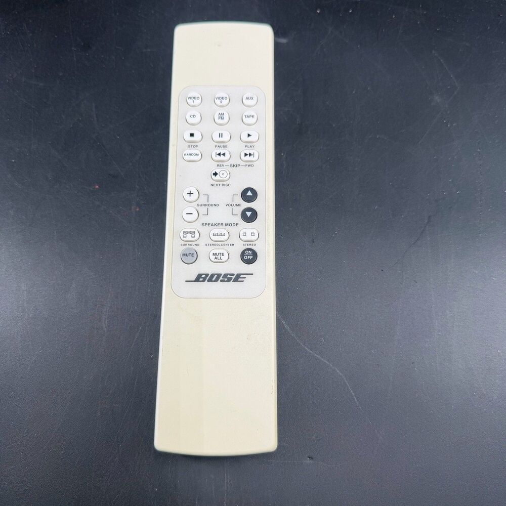 BOSE Model RC-25 Remote Control Lifestyle 20 25 30 Music System White